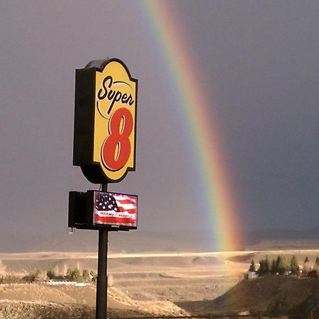 Hotel Super 8 By Wyndham Cody Exterior foto